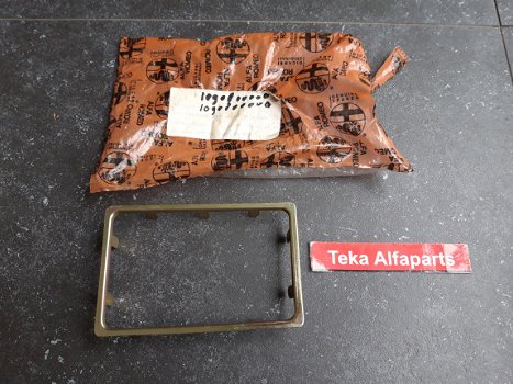 Alfa Romeo Alfasud 3rd series Gear Stick Frame 60517560 / 109080 NOS - 0