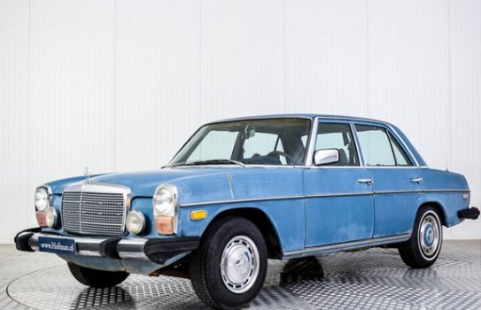 Mercedes-Benz 200-serie - 300D - 1