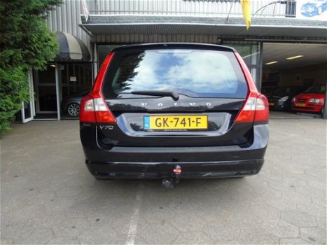 Volvo V70 - 1.6D DRIVe Kinetic Airco , Navigatie, Leder - 1