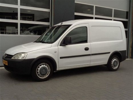 Opel Combo - -C-VAN Z13DTJ-DPF Stuurbekrachtiging/RadioCD - 1