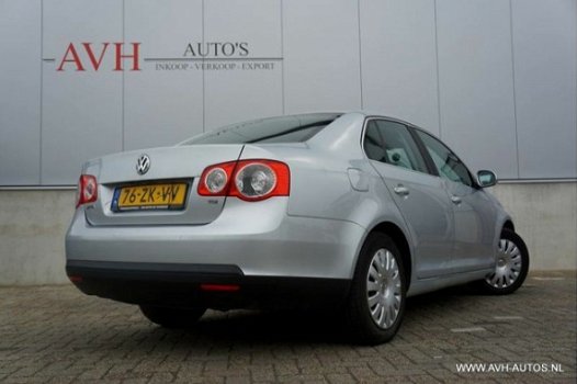 Volkswagen Jetta - 1.9 TDI Comfort Business 77kW - 1