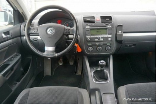 Volkswagen Jetta - 1.9 TDI Comfort Business 77kW - 1