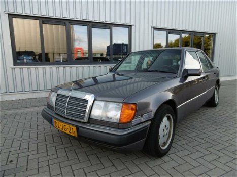 Mercedes-Benz 300-serie - 300 (W124) D Apk geldig t/m 21-06-2019 - 1