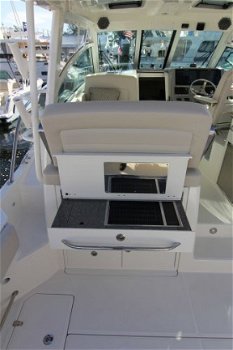 Boston Whaler 345 CONQUEST PILOTHOUSE - 6