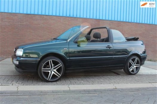 Volkswagen Golf Cabriolet - 1.8 met ingebouwde AIRCO - 1