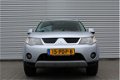 Mitsubishi Outlander - 2.4 INSPIRE 2WD SPECIAL EDITION | Airco | Navi | Trekhaak | 16