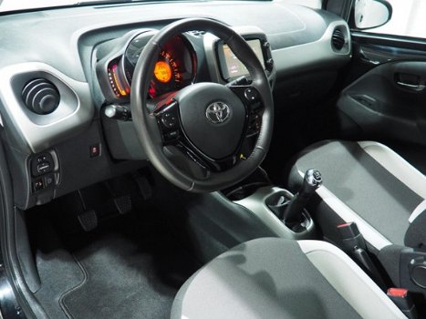 Toyota Aygo - 1.0 VVT-i 69pk 5D x-sport/NAVI - 1