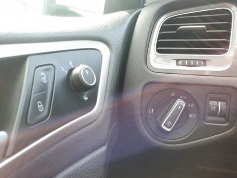 Volkswagen Golf - e-Golf Leer stoelverwarming camera clima keyless ledverlichting parkeersensoren st - 1