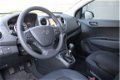 Hyundai i10 - 1.0i SPECIAL EDITION | Navigatie | Cruise Control | 15'' LM Velgen | Armsteun | Zijski - 1 - Thumbnail