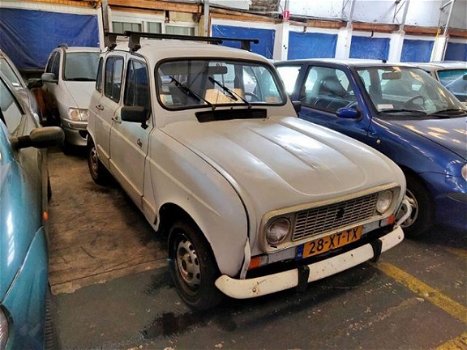 Renault 4 - R 4 GTL - 1