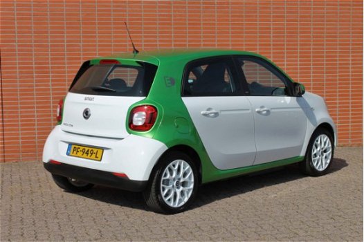 Smart Forfour - Electric Drive Passion Cool & Media Automaat - 1