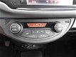 Toyota Yaris - 1.0 VVT-i BI-TONE CLIMA/BLUETOOTH/CAMERA - 1 - Thumbnail
