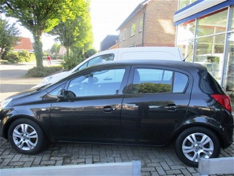 Opel Corsa - 1.3 CDTI ECOFLEX S/S ANNIVERSARY EDITION dealer NL auto airco zeer mooi - 1