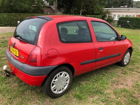 Renault Clio - RN 1.4 - 1