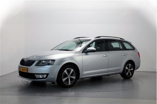 Skoda Octavia Combi - 1.6 TDI Greenline Ambition Businessline 6-bak Navigatie Climate Control Parkee - 1