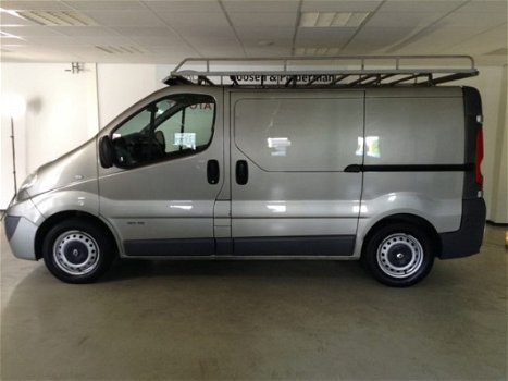 Renault Trafic - 2.0 dCi T29 L1H1, airco, imperiaal, trekhaak - 1