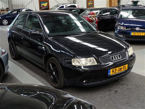 Audi A3 - 1.6 ATTRACTION Automaat Airco Climate control - 1
