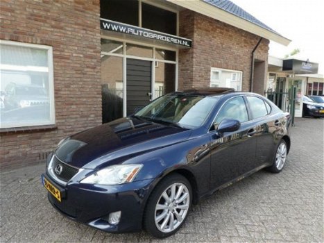 Lexus IS - IS 250 Executive Automaat / leder - 1