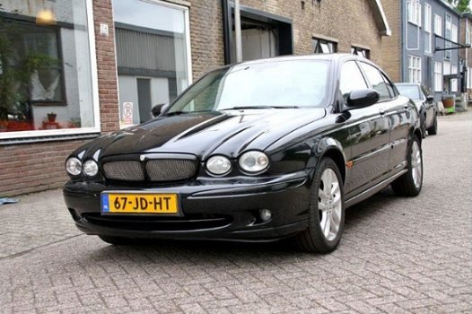 Jaguar X-type - X-type 2.5 V6 Sport - 1