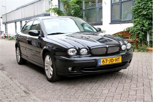 Jaguar X-type - X-type 2.5 V6 Sport - 1