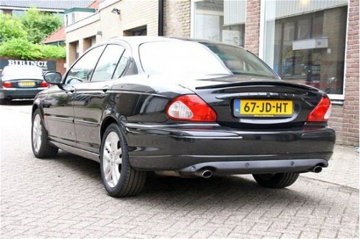 Jaguar X-type - X-type 2.5 V6 Sport - 1