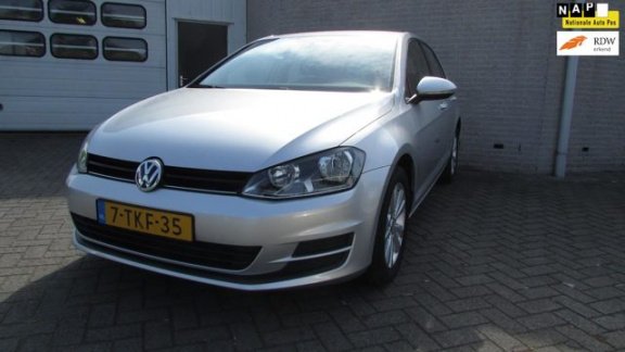 Volkswagen Golf - 1.2 TSI Trendline AIRCO/NAVI/LMV - 1