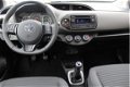Toyota Yaris - 1.0 VVT-I COMFORT 5 DEURS/ AIRCO/ SAFETYSENSE - 1 - Thumbnail