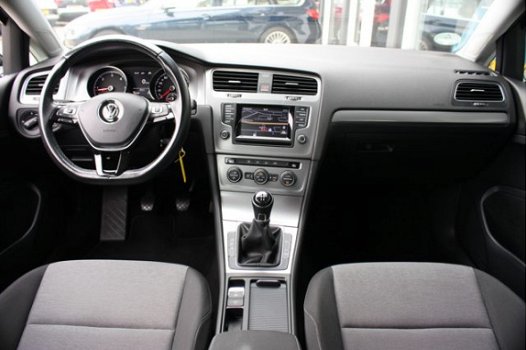 Volkswagen Golf Variant - 1.6 TDI | Navigatie | Adaptieve Cruise control | Climate control | Parkeer - 1