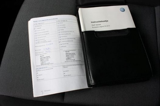 Volkswagen Golf Variant - 1.6 TDI | Navigatie | Adaptieve Cruise control | Climate control | Parkeer - 1