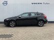 Volvo V40 - D4 190pk R-Design / Navigatie / cruise control / Airco - 1 - Thumbnail