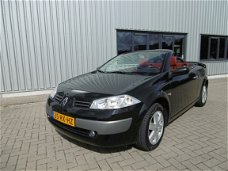 Renault Mégane Cabrio - 2.0-16V Automaat Leer Airco