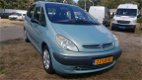 Citroën Xsara Picasso - 1.8i-16V - 1 - Thumbnail