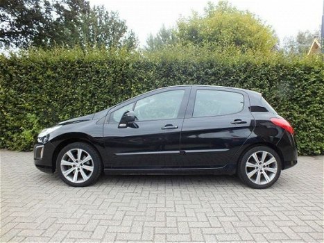 Peugeot 308 - 308 1.6 THP Allure, Leer, Navigatie, Panoramadak - 1