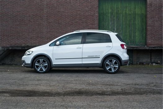 Volkswagen Golf Plus - CROSS Airco-Clima | Navigatie | Lm Velgen | Chroom Pakket - 1