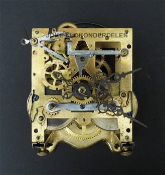 === Regulateur uurwerk = Mauthe = oud === 38022 - 2