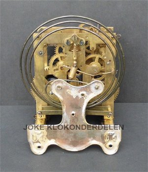 === Regulateur uurwerk = Mauthe = oud === 38022 - 4