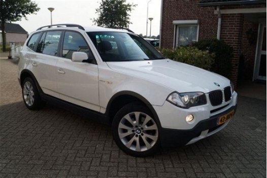 BMW X3 - 2.0D X-Drive High Executive Aut Panodak Xenon Leder Navi Clima PDC LMV - 1