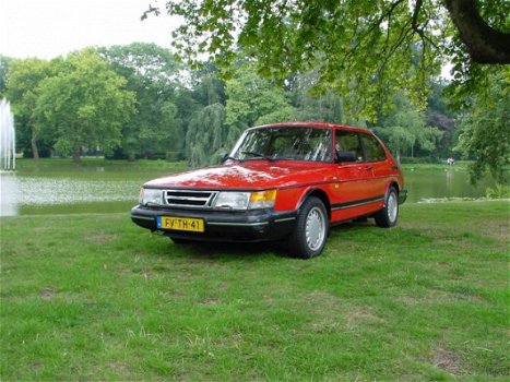 Saab 900 - i 16 2.1 - 1