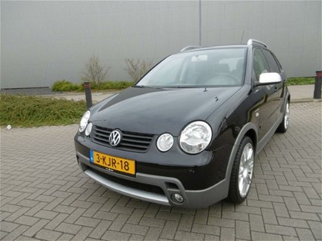 Volkswagen Polo - 1.4-16V Cross 5 Deurs Airco Zwart - 1