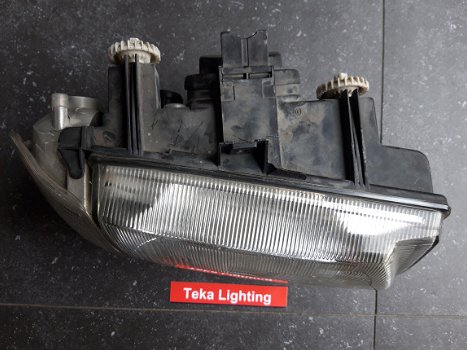 Volkswagen VW Caddy II 9K9A (95-04) Koplamp Knipperlicht Valeo 6R01498 Re Used - 3