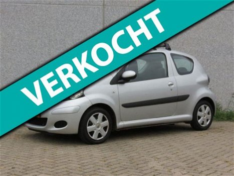 Toyota Aygo - 1.0-12V Nette auto met AIRCO incl. APK en nieuwe ACCU - 1