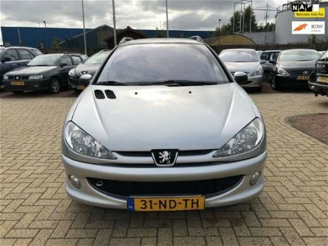 Peugeot 206 - 1.6 quiksilver - 1