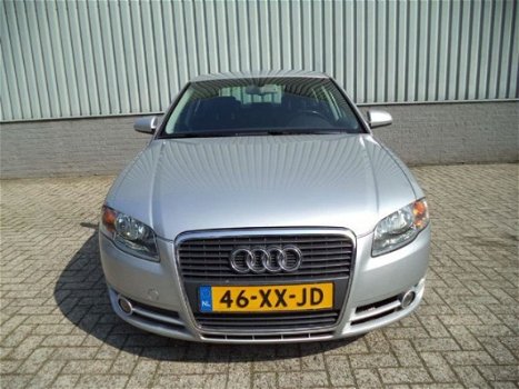 Audi A4 - 2.0 TDI Advance*NAVI*ECC*PDC*CRUISE - 1