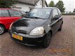 Toyota Yaris - 1.0 vvt-i apk tot 27-11-2018 beetje werk - 1 - Thumbnail