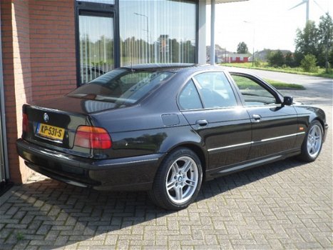 BMW 5-serie - 535I V8 EXECUTIVE AIRCO, AUTO TELEFOON, BIJ TEL. VRIENDELIJK - 1