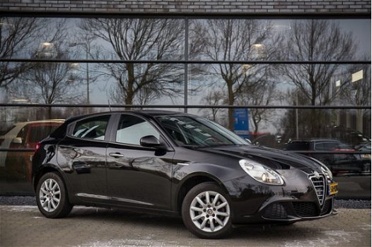 Alfa Romeo Giulietta - 1.4 T PROGRESSION , Cruise control, Airco, - 1