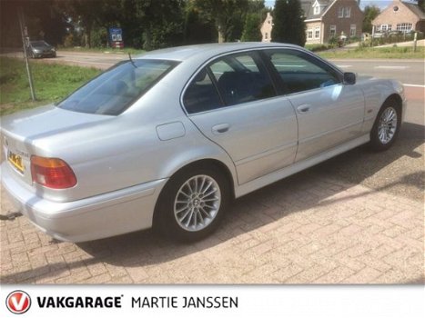 BMW 5-serie - 530i Executive ORIG. NL - NAVIGATIE - CLIMAT CONTROLE - CRUISE CONTROLE - BLUETOOTH TE - 1