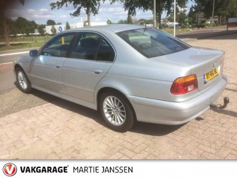 BMW 5-serie - 530i Executive ORIG. NL - NAVIGATIE - CLIMAT CONTROLE - CRUISE CONTROLE - BLUETOOTH TE - 1