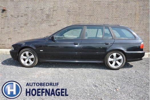 BMW 5-serie Touring - 530i Executive YOUNGTIMER/Automaat Leder Navi Cruise Lmv 17