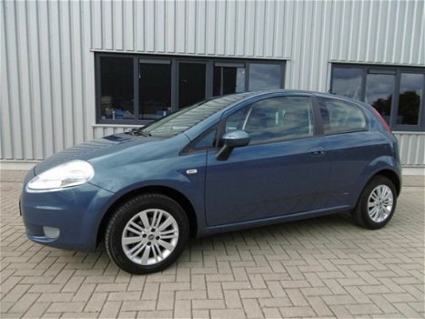 Fiat Grande Punto - 1.4 Dynamic Airco Cruise Control 86.056 Km - 1